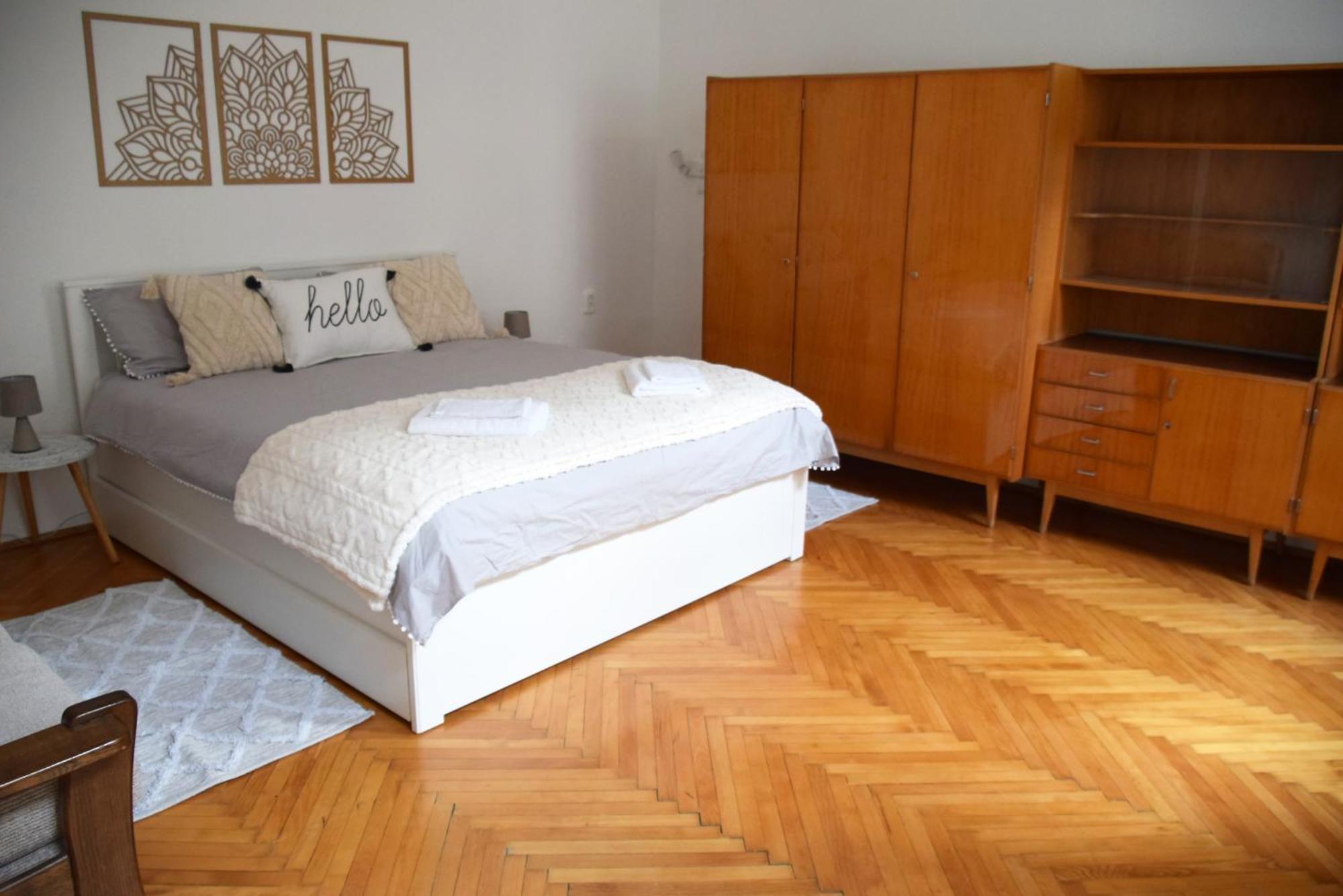 Hi!5 Spacious Apartment Budapest Palotanegyed Eksteriør bilde